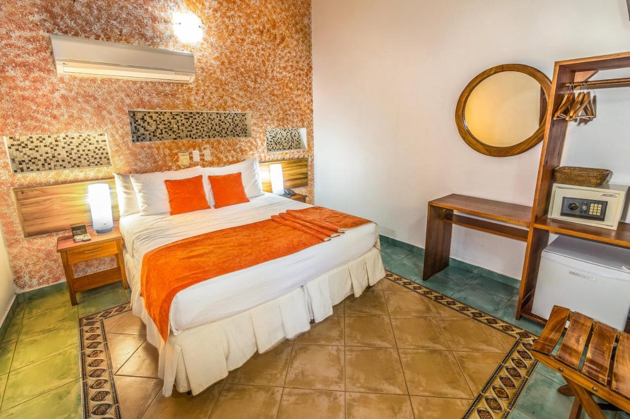 Hotel 3 Banderas Cartagena Exterior photo