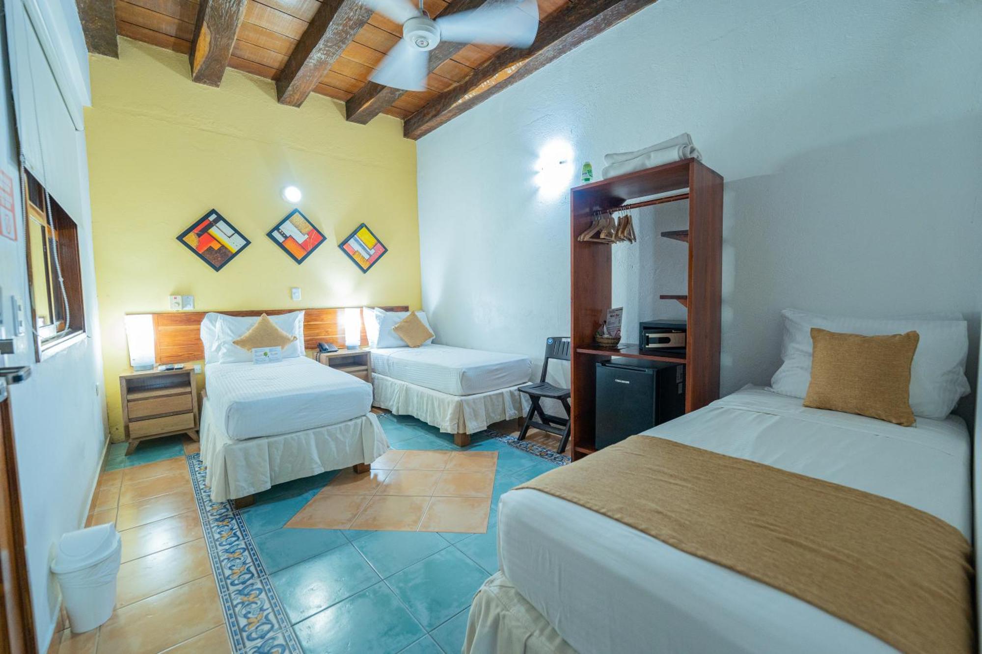 Hotel 3 Banderas Cartagena Exterior photo