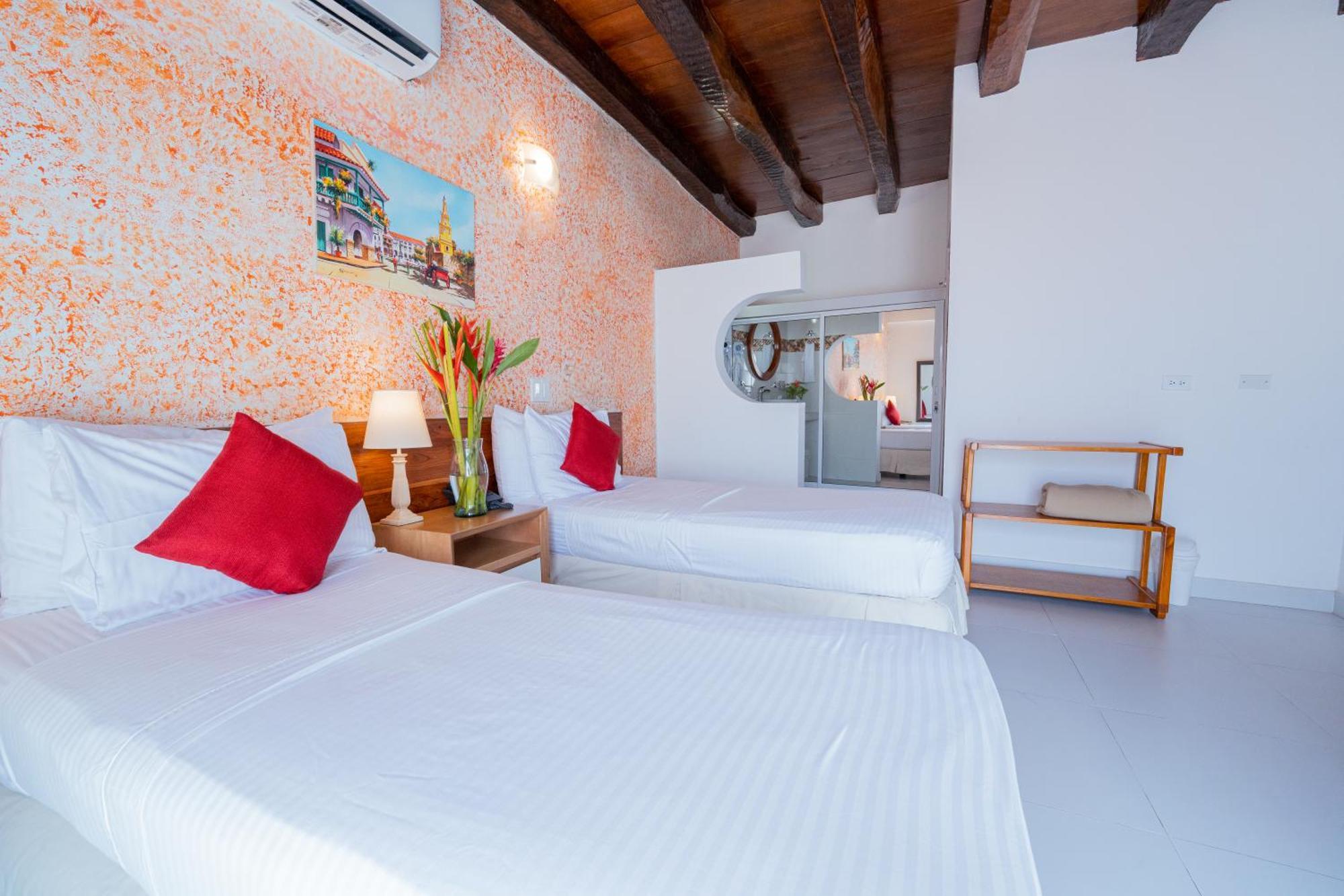 Hotel 3 Banderas Cartagena Exterior photo