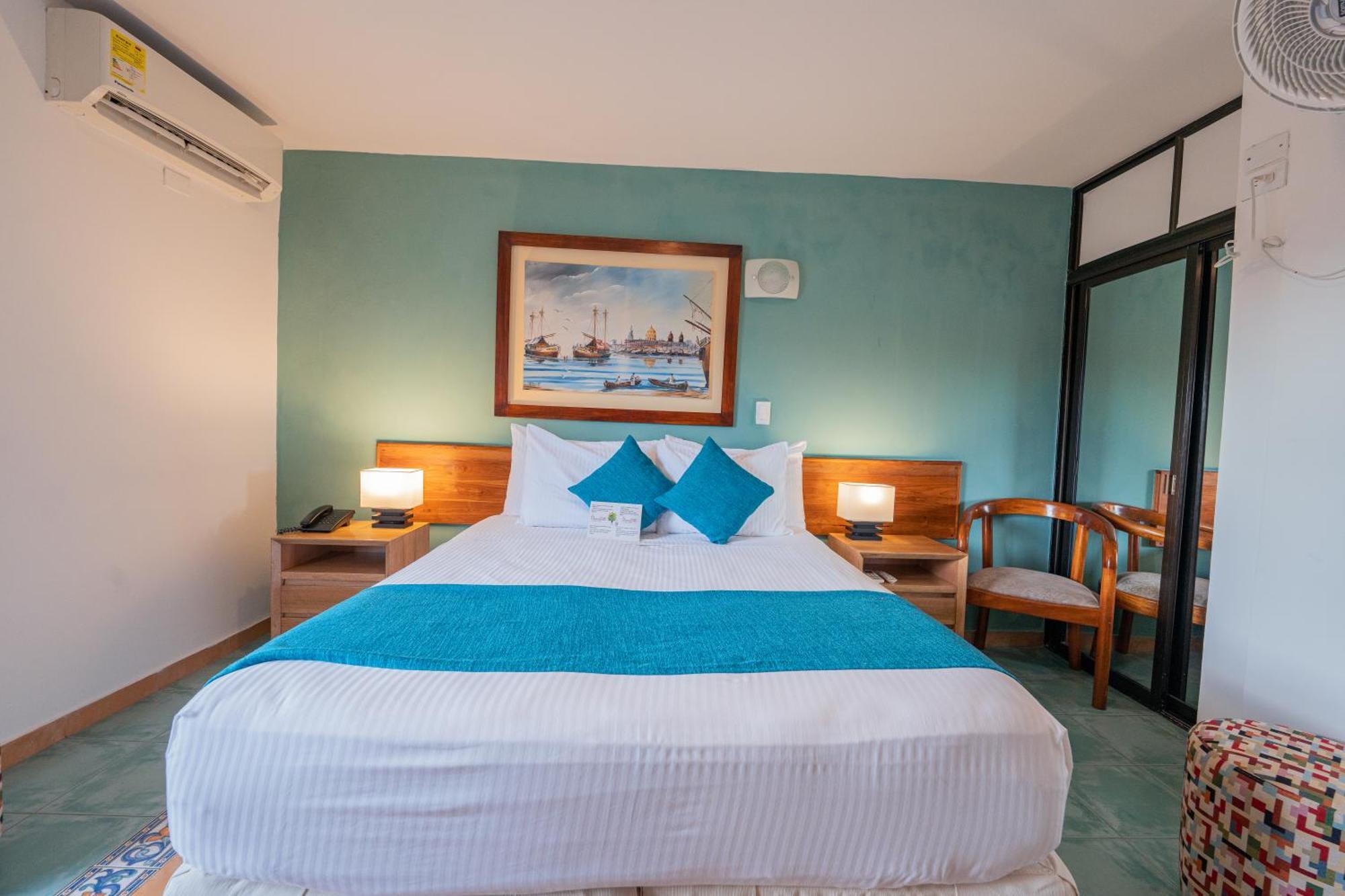 Hotel 3 Banderas Cartagena Exterior photo